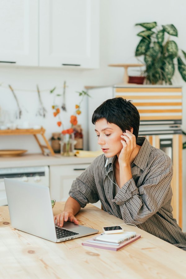 Tout savoir sur les offres d'emploi en transcription audio à domicile